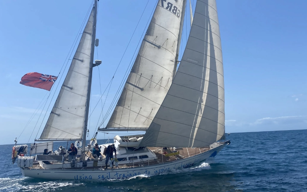 Helen Mary R under sail